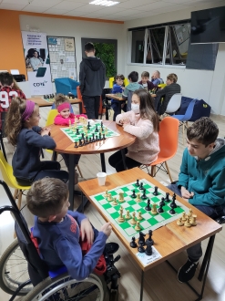 Gustavo Dam - Treinamentos e Palestras de Estratgia e Inovao - Escolinha de Xadrez em Xanxer