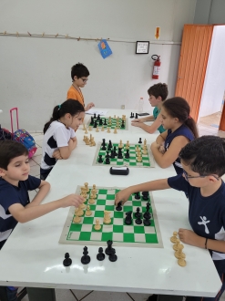 Gustavo Dam - Treinamentos e Palestras de Estratégia e Inovação - Blog -  Benefícios psicológicos para quem joga xadrez